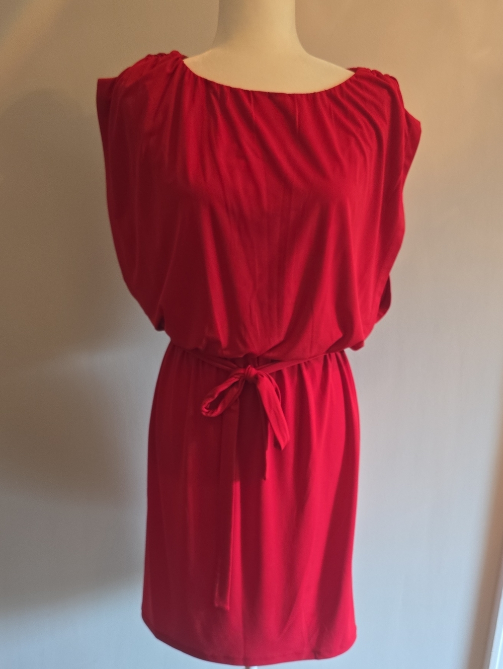 Red Tie-Waist Sleeveless Dress